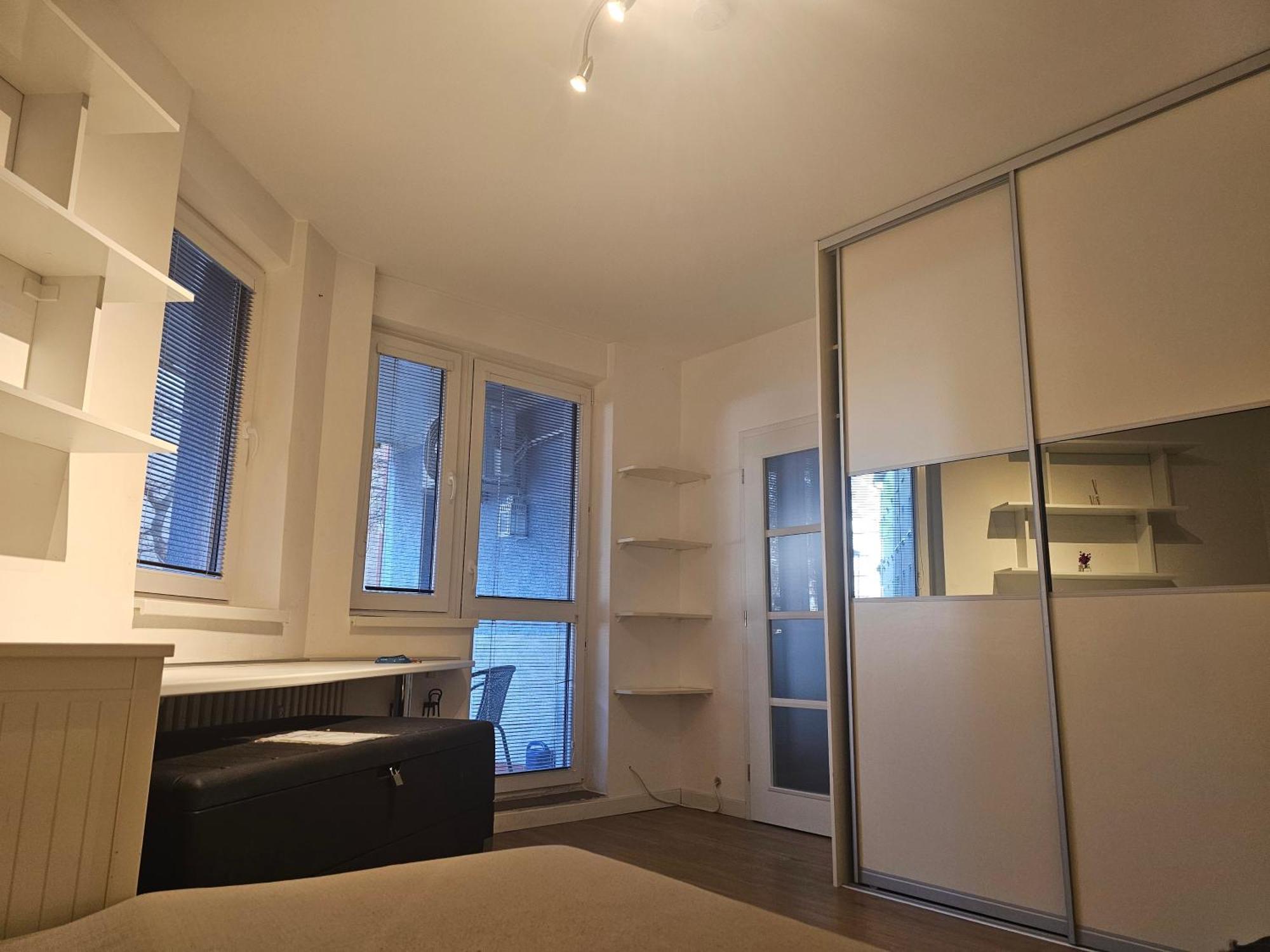 Huge Apartment Next To Train Station Close To The City Center Bratysława Zewnętrze zdjęcie